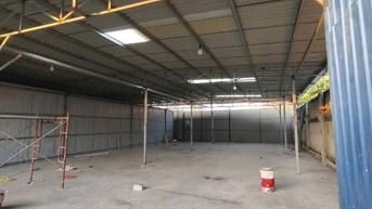 Cho thuê kho 250m2 , mặt đường ô tô , p Bình Trưng Đông 