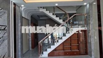 Bán nhà mặt tiền Đông Minh, gần nhà thờ Dĩ An gần chợ Dĩ An