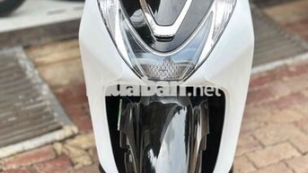 Honda SH Mode 2023 Trắng đen