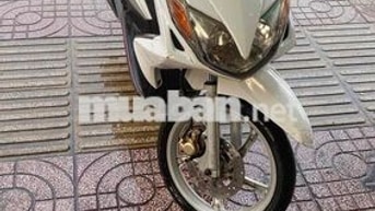 Yamaha Luvias 2012 màu Trắng