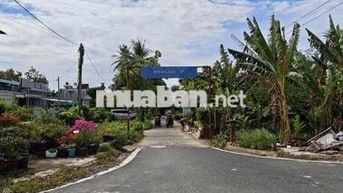 Nhà 5 triệu 2 phòng ngủ có nội thất gần Đền Hùng 