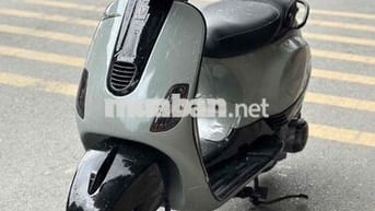 Piaggio Vespa LX V 125 Xám 2020