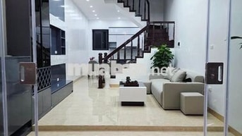 52m, 4 tầng, 10,2 tỷ Trung tâm Đống Đa