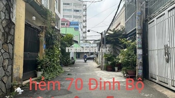 Bán nhà hẻm 5m ngay Hàng Xanh quận Bình Thạnh TP HCM