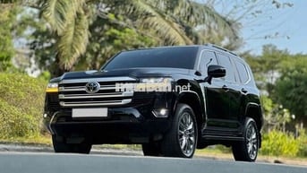 Toyota Land Cruiser 2022 Đen nội thất Kem mẫu mới