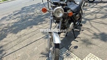 Suzuki GN màu Đen