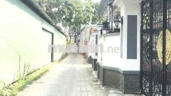 cần bán 8 căn trọ ở thủ dầu một. DT 16x20 hẻm xe hơi