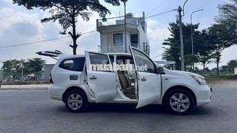Nissan Livina 2012 - 29 km