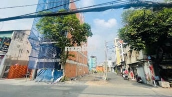 Đất Lô Góc 2 mặt tiền giá chỉ hơn 17 tỷ Đường nhựa Thông12mQuang trung