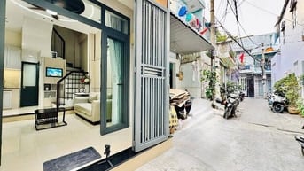 Tôi cần bán Bùi Văn Thêm, P9, Phú Nhuận giá 4tỷ650/51,6m2, sổ riêng