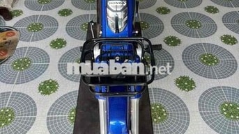 Honda Dream Super Xanh