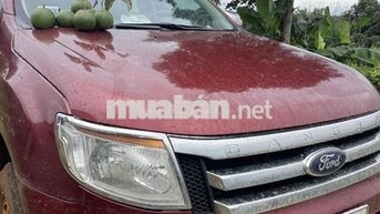 Ford XLT 2012 màu Đỏ