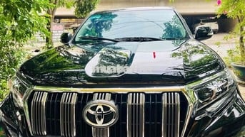 Toyota Land Cruiser Prado 2023 Đen