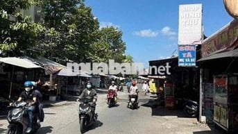 Nhà mặt tiền chợ KDC Hưng Phú 1
