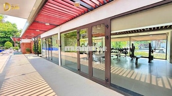 NHÀ 3 TẦNG FULL NỘI THẤT, 3 MẶT TIỀN ĐƯỜNG ROYAL PARK HUẾ ĐÃ CÓ SỔ