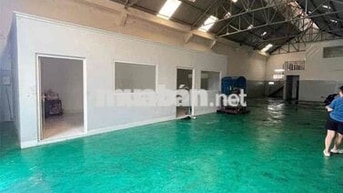 Cho thuê xưởng đẹp 700m2 có sẵn VP làm việc,TT P.Trảng Dài
