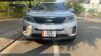 Kia Sorento 2015 Xăng 146.000 km Bạc