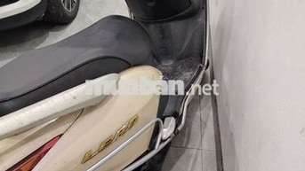 Honda Lead 2009 màu Kem