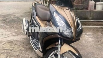 Air Blade 125 Đen Vàng chính chủ cá nhân dùng