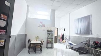 Cho thuê phòng 42m2 gần trường tiểu học Long Bình Tân