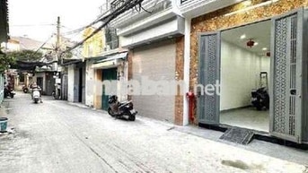 Ô tô đỗ cổng phố Hồng Mai nhà đẹp dân xây 6 tầng 35m2 x6T giá 6.5 tỷ s