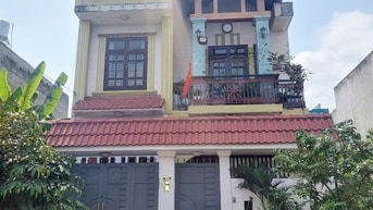 BÁN NHÀ ĐẸP MẶT TIỀN CÔNG VIÊN