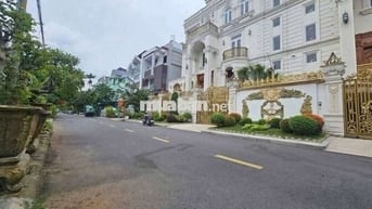 Lô đất đẹp 10m x 18m. 180m2. Khu Biệt Thự Phú Nhuận 1/ Lê Thị Riêng