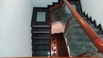 Cho thuê nhà 3 tầng 120m2 tại La Tinh, Đông La, Hoài Đức, HN. 6.5 tr