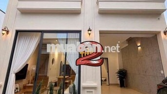 NHÀ FULL NỘI THẤT HẺM PHÙNG CHÍ KIÊN