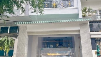 nhà 4x21m 4 lầu MT Lâm văn Bền phường Tân Thuận Tây Q7. giá 18ty TL