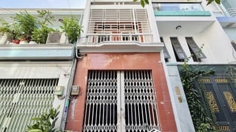 HẺM Ô TÔ 7 CHỖ – HUỲNH VĂN BÁNH, PHÚ NHUẬN 