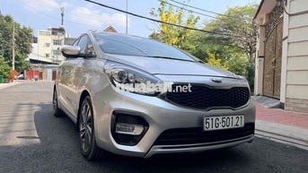 Kia Rondo 2.0 số tự động 7 chỗ sản xuất 2017