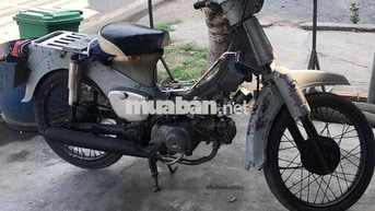 Honda Cub màu Xám