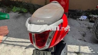 SYM Xe máy màu Đỏ