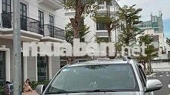 Toyota Fortuner 2015 Bạc
