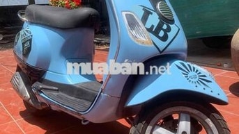 Piaggio Vespa màu Xanh