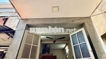 Nhà Đẹp 4 Tầng - Gần Hoà Bình Tô Hiệu 24m2 ( 3.2m x 8m ) Hướng Đông 