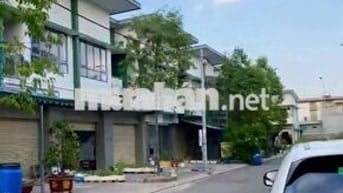 Bù lỗ NH, bán gấp căn Oasic city sát trường Quốc tế, chỉ 1ty990