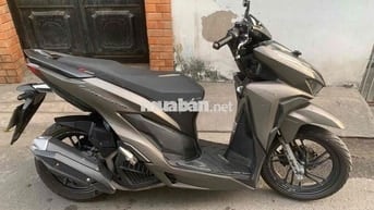 Honda Vario màu Xám