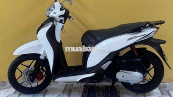 Honda SH Mode Trắng đen