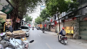 Mặt Phố Hoa Lâm – long Biên – 101 M2 – 3 T – Mặt iền 4 M – giá 24.3 Tỷ