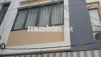 Cho thuê nhà góc 2MT 339B đường Lê Văn Sỹ Phường 14, Quận 3. 