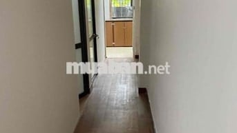 Cần cho thuê căn hộ tập thể Bộ GD- ĐT