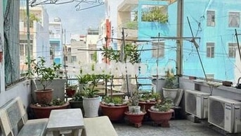 Cho thuê nhà 3 Tầng,  mặt tiền kinh doanh Tân Phú, Ngay Đầm Sen