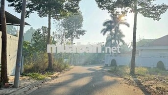 ĐẤT BIỆT THỰ chính chủ gửi bán khu Lan anh 2,5 Bà rịa