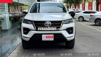 Toyota Fortuner 2022 Trắng 141.000 km
