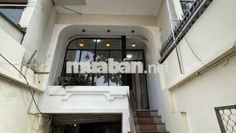 NHÀ ĐẸP 3 TẦNG CÓ HẦM - MẶT TIỀN HOANG DIỆU 2 - NGAY ĐH NGÂN HÀNG