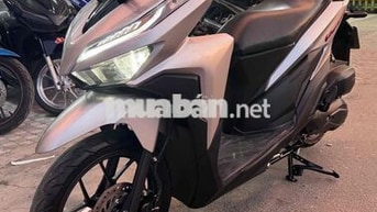 Honda Vario 2018 màu Bạc