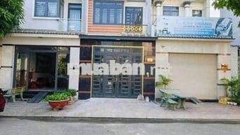 Chủ định cư nước ngoài cần bán gấp