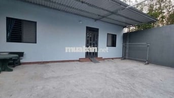 Nhà 1 phòng ngủ sân ô tô mới 100%